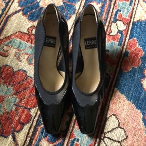 Vintage Lerre black patent leather pumps